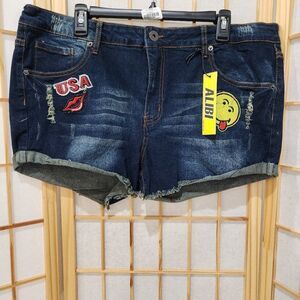 Alibi Womens Mid Rise Distressed Cut Off Shorts Plus Sz 22 NWT